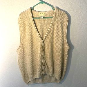 Beige/Tan Eddie Bauer Men’s Large vest 100% cotton